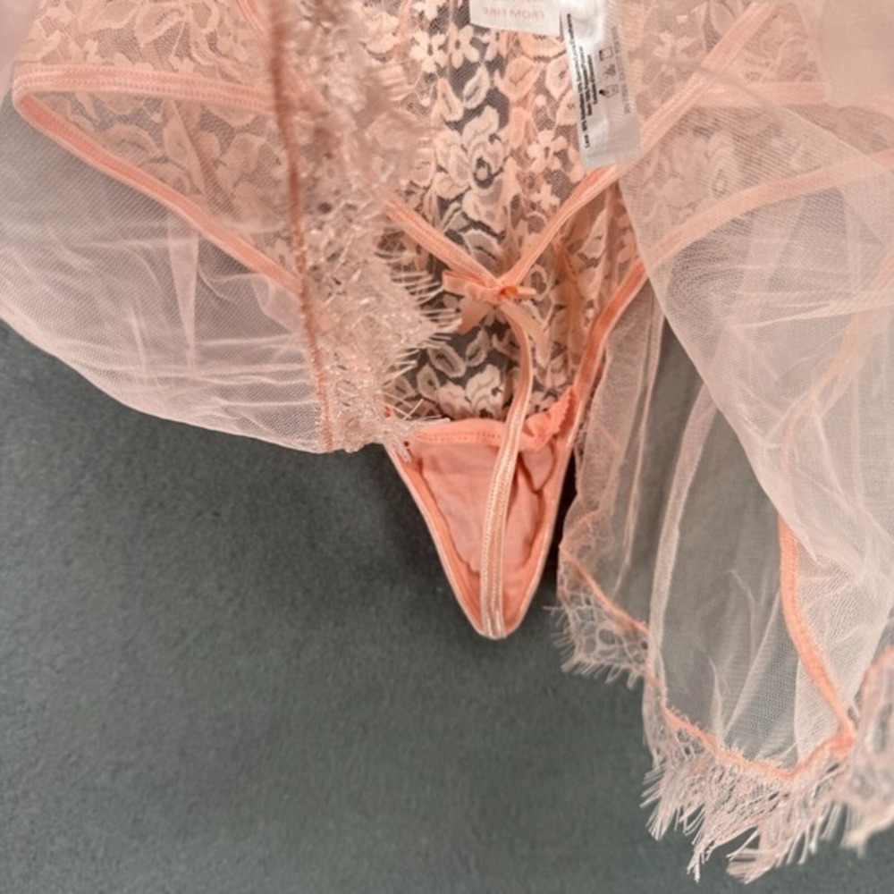 Dreamgirl O/S Halter Plunge Lace Teddy with Attached Flyaway Skirt Pink‎ 11513 - Picture 5 of 11